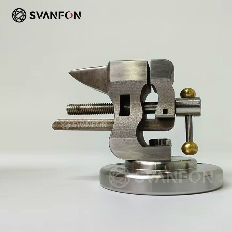 Bench Vise 01