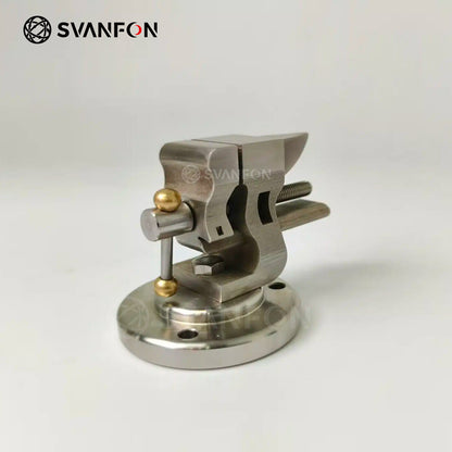 Bench Vise 01